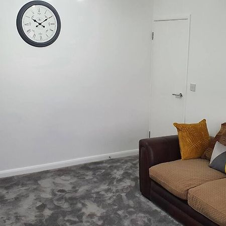 Exquisite And Modern 2 Bed Maisonette Harmondsworth Kültér fotó
