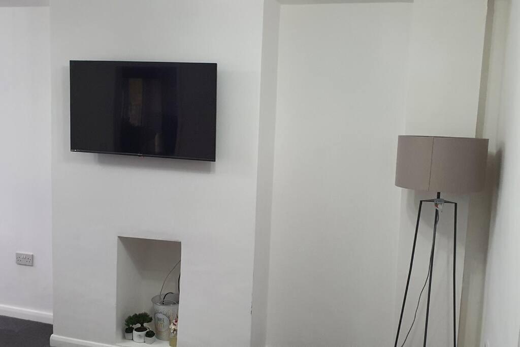 Exquisite And Modern 2 Bed Maisonette Harmondsworth Kültér fotó