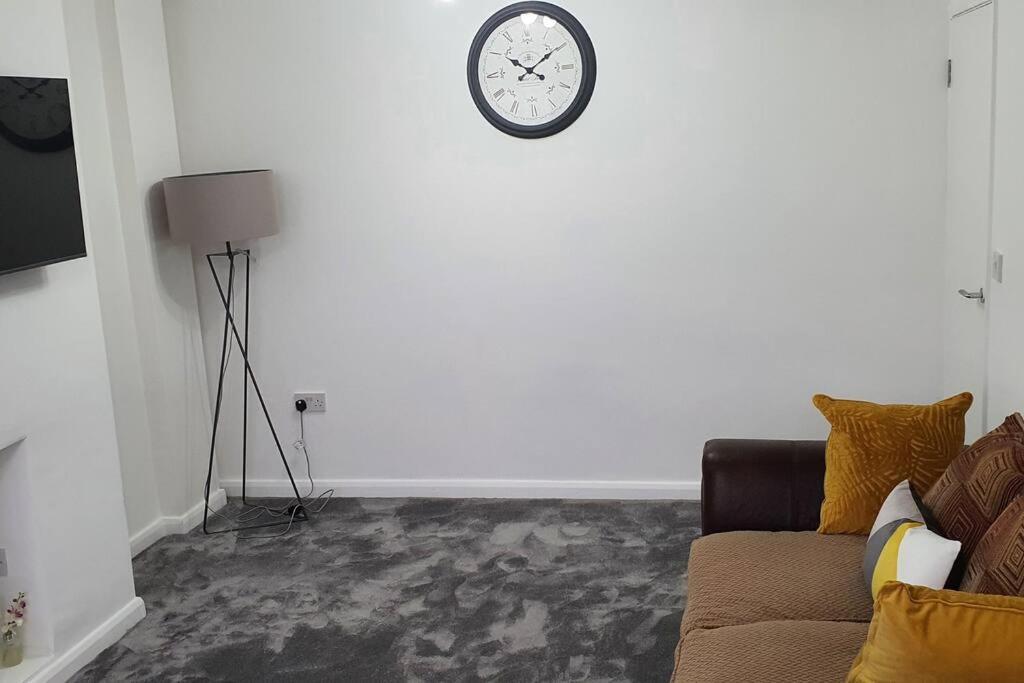 Exquisite And Modern 2 Bed Maisonette Harmondsworth Kültér fotó
