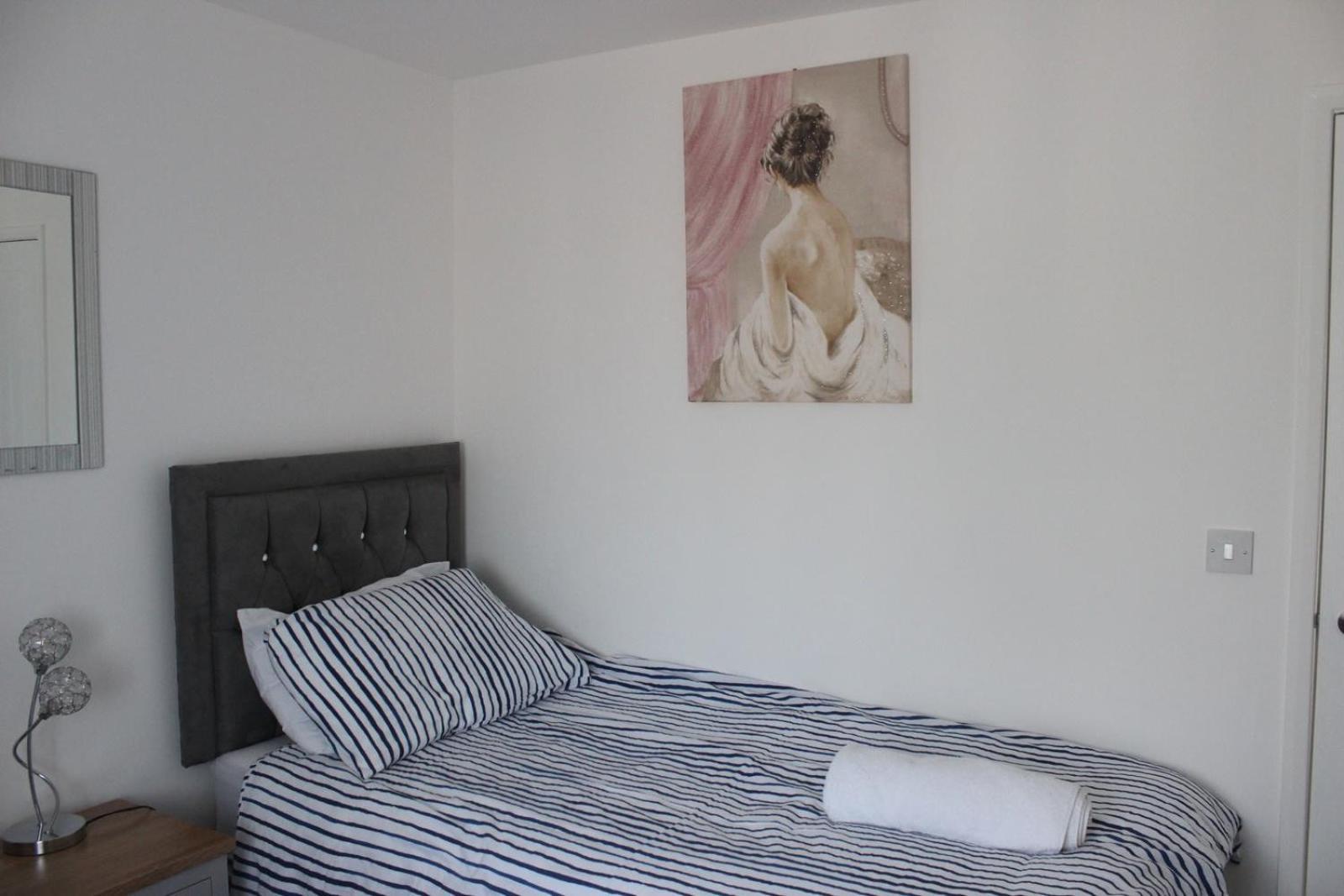 Exquisite And Modern 2 Bed Maisonette Harmondsworth Kültér fotó